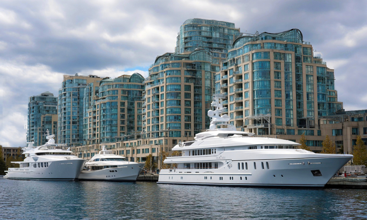 Luxury dock property